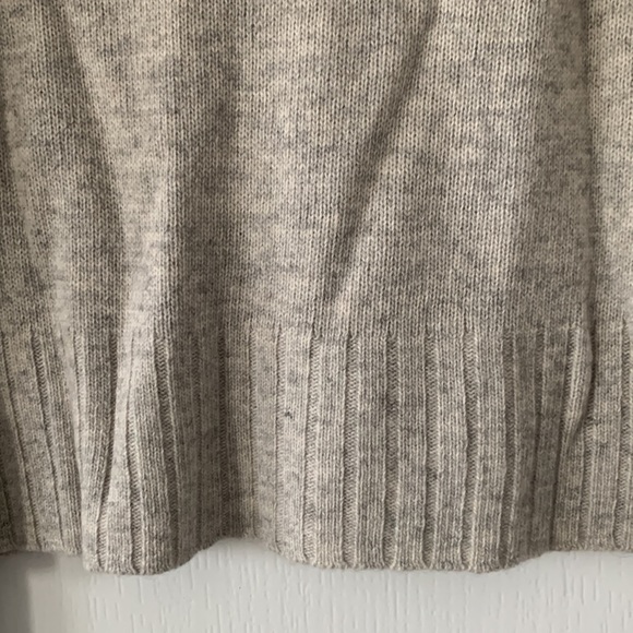 NWT J. CREW FACTORY Gray Lambswool V-Neck Long Sleeves Cardigan Sweater Size S - Picture 12 of 14